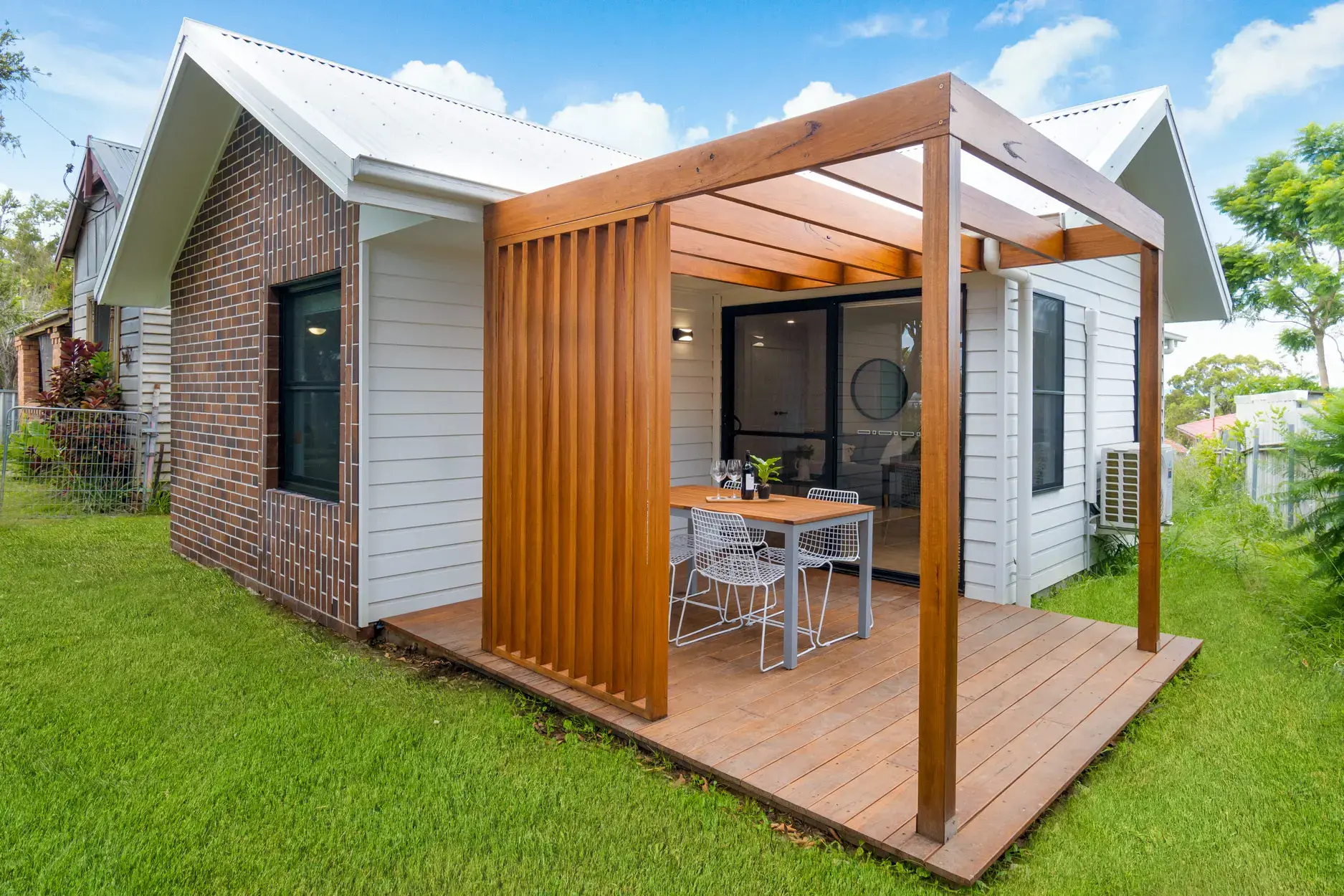 New England Highway Granny Flat
